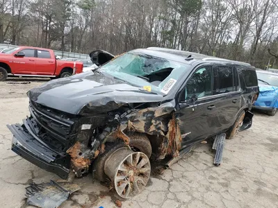 Chevrolet Suburban 2023 в высоком разрешении: JPG, PNG, WebP