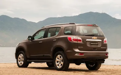 Фото Chevrolet Trailblazer 2023 в движении