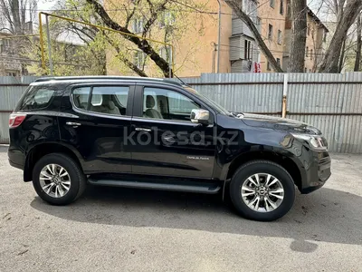 Фотографии Chevrolet Trailblazer 2023 с системой управления климатом