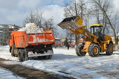 Снег и город: Фотографии городского пейзажа во время уборки