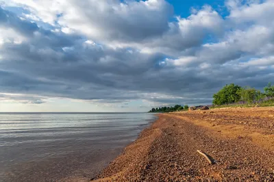 Чудское озеро: скачайте фото в хорошем качестве бесплатно