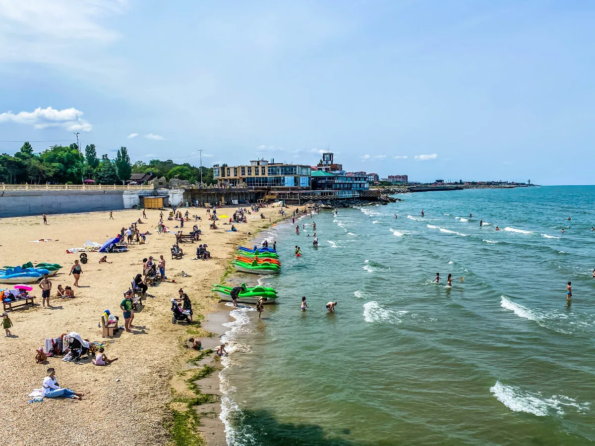 Отдохнуть каспии. Махачкала Дагестан море Избербаш. Каспийское море Каспийск. Каспийское море Избербаш. Каспийское море в Каспийске Дагестан.