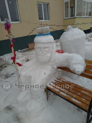 Фото Деда Мороза из снега: выберите формат загрузки, размер изображения