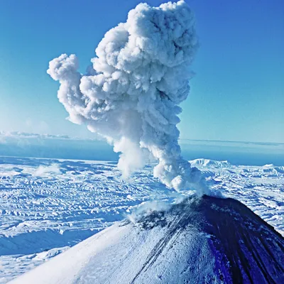 Действующий вулкан фотографии