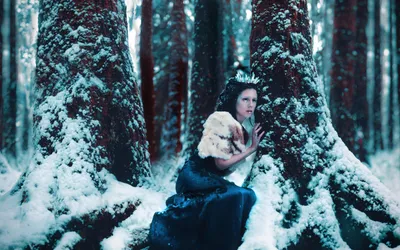 Зимний плен: Фотографии девушек, плененных красотой зимней природы