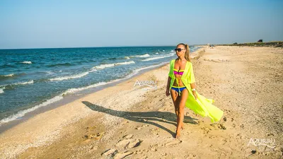 Фото девушек на пляже: искусство красоты и природы