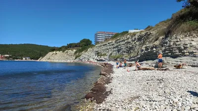 Дикий пляж Геленджик: природное великолепие в фотографиях