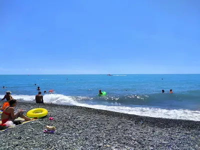 Фото дикого пляжа в Сочи для обоев