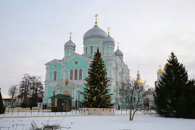 Зимние виды Дивеева: Фотографии в формате JPG