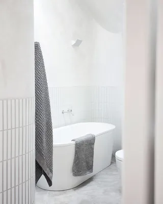Скачать бесплатно фото ванной комнаты с керамической плиткой в формате PNG