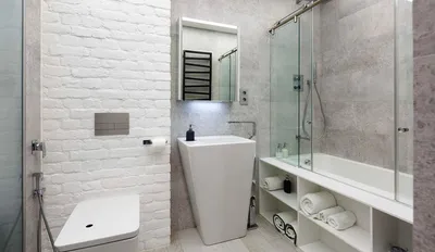 Фото дизайна маленькой ванной комнаты с плиткой №4