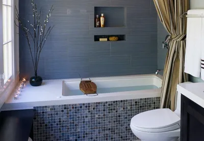 Фото дизайна маленькой ванной комнаты с плиткой №5