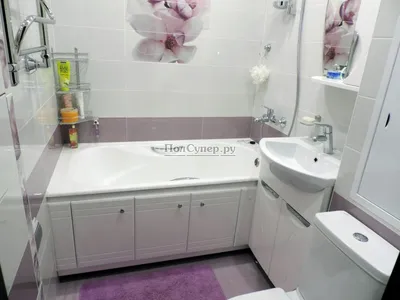 Фото дизайна маленькой ванной комнаты с плиткой №8