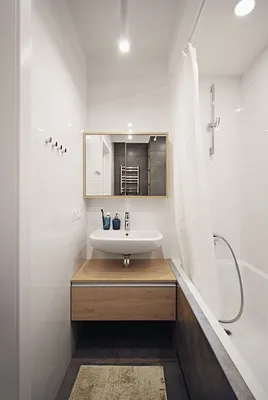 Фото ванной комнаты с прямоугольной ванной