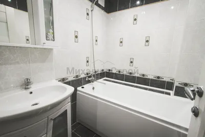 26) Изображение ванной комнаты 4м2 в формате JPG в 4K разрешении для скачивания