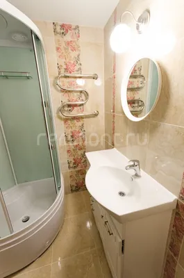 Стильный дизайн ванной комнаты 170х170 с использованием черно-белой палитры: фотографии и идеи