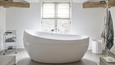 Фото дизайна ванной комнаты на даче 2024 года
