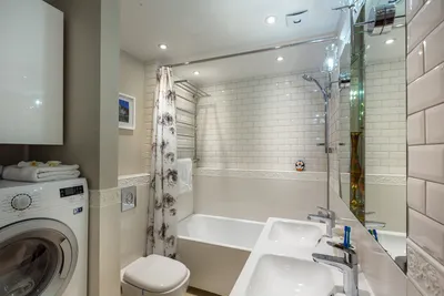 Стильные и современные ванные комнаты в реальных квартирах