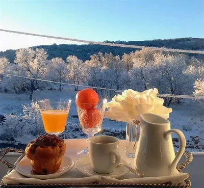 HD изображение утреннего морозного пейзажа
