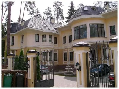 Арт-фото Дома Михалкова на Николиной горе