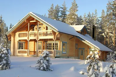 Морозная красота: Выберите размер и формат для фото зимнего дома