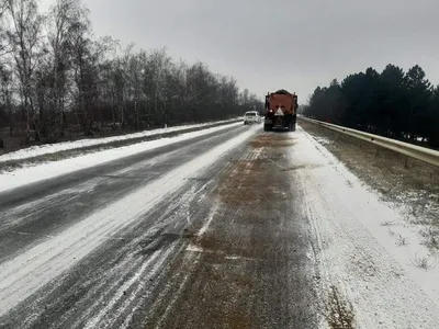 Зимние прогулки на автомобиле: фотография для фотоколлекции