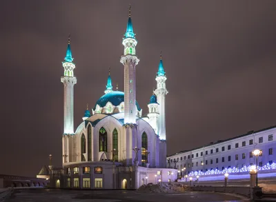 Зимняя гармония Казани: Фото исторических амбаров и зданий