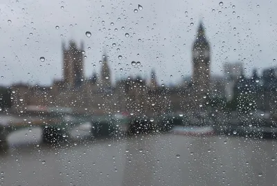 Фото дождя в Лондоне: Загрузите PNG, JPG, WebP