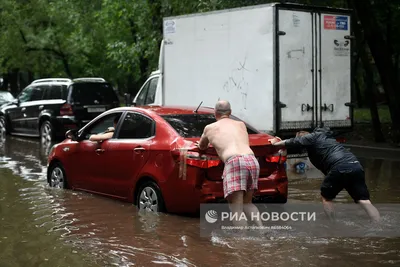 Очарование дождя: Московский пейзаж на фото