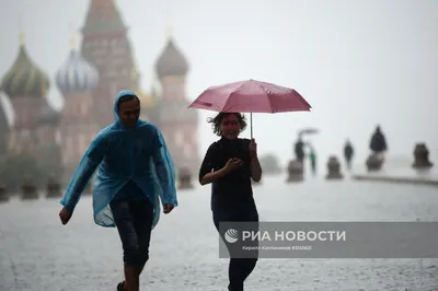 Картинки с дождем в Москве: атмосферные фотографии города