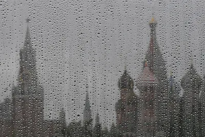 Дождь в Москве: Фоны для экрана