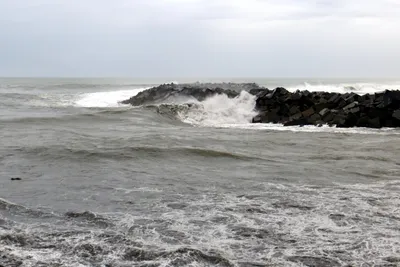 Дождь красоты: Море подчеркивает свою привлекательность во время осадков