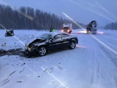 ДТП в Зимнее Время: Опасности Белого Покрова