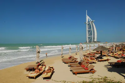 Фотоальбом с потрясающими пейзажами Дубайского пляжа
