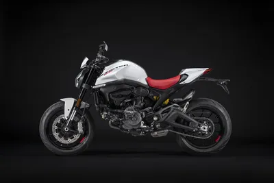 Ducati Monster 1200 в различных размерах на фото