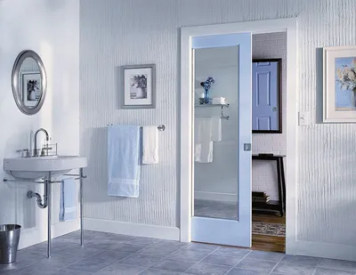 Привлекательные фото дверей для туалета и ванны
