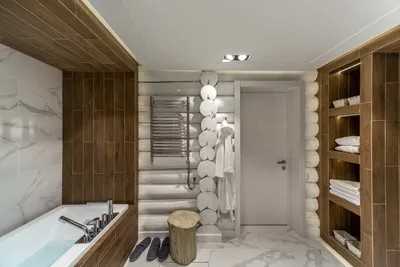 Уникальные двери для ванной комнаты на фото