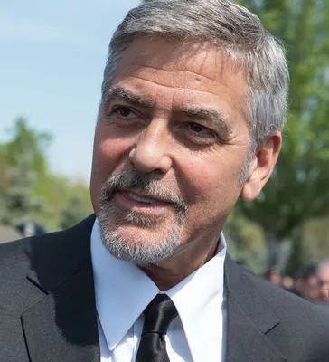 Фото Джорджа Клуни для коллекции