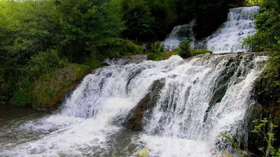 Скачать бесплатно фотографию Джуринского водопада в Full HD