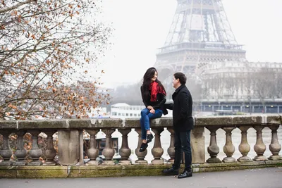 Зимняя красота Парижа: Эйфелева башня