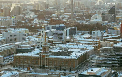 Ледяные Встречи: Фотографии Екатеринбурга с Прекрасными Зимними Сюжетами