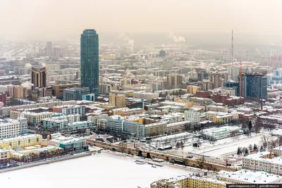 Зимняя Атмосфера: Фотографии Екатеринбурга с Ледяным Вдохновением