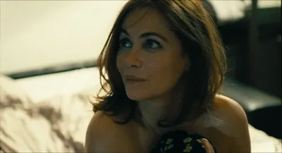 Великолепная Эммануэль: кинематографический шедевр с участием потрясающей героини