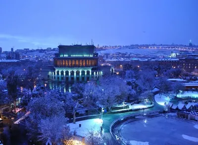 10 Зимних отражений Еревана: Выберите свой формат