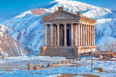 Зимние виды Еревана: Выбирайте размер изображения