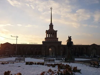 Зимний колорит Еревана: Фото в форматах JPG, PNG, WebP