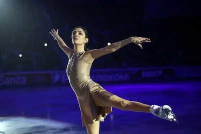 Евгения Медведева: красота и утонченность на льду