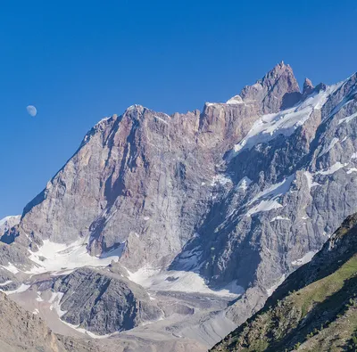 Фото Фанских гор, захватывающие дух природы