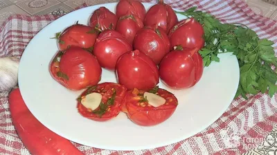 Фаршированные помидоры: Фото для стильного зимнего стола