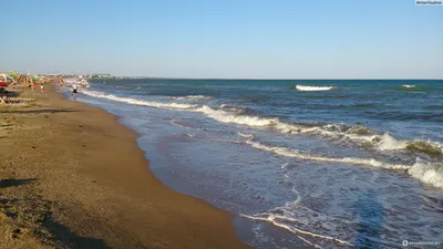 Феодосия береговое золотой пляж: место, где можно забыть о реальности